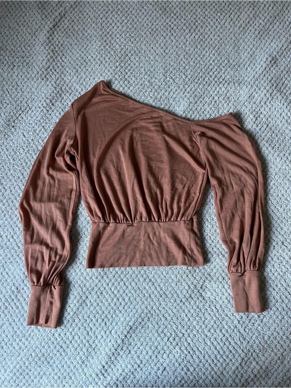 Kookai Off-Shoulder asymmetrical boho going out Long Sleeve Top - Rose Brown